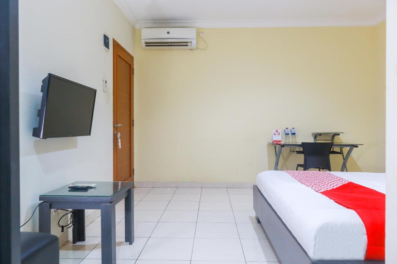 Oyo 2196 Ss Homes Yakarta Exterior foto